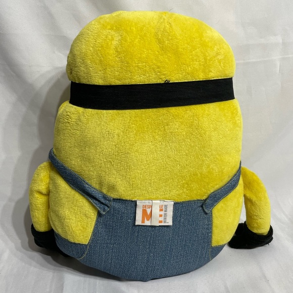 Large 16” Despicable Me Minion plush great condition - Picture 3 of 8